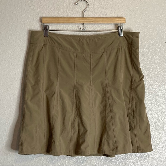 Athleta Gray Tan Wear Walk About Pleated Flare Skort Athletic Golf Tennis 16 - Picture 4 of 15